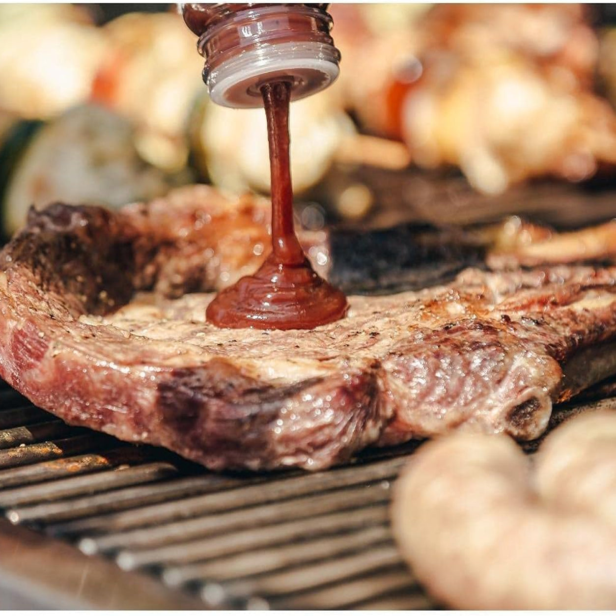Crucials Sauce (BBQ Squeezy Sauce 2 x 500ml)