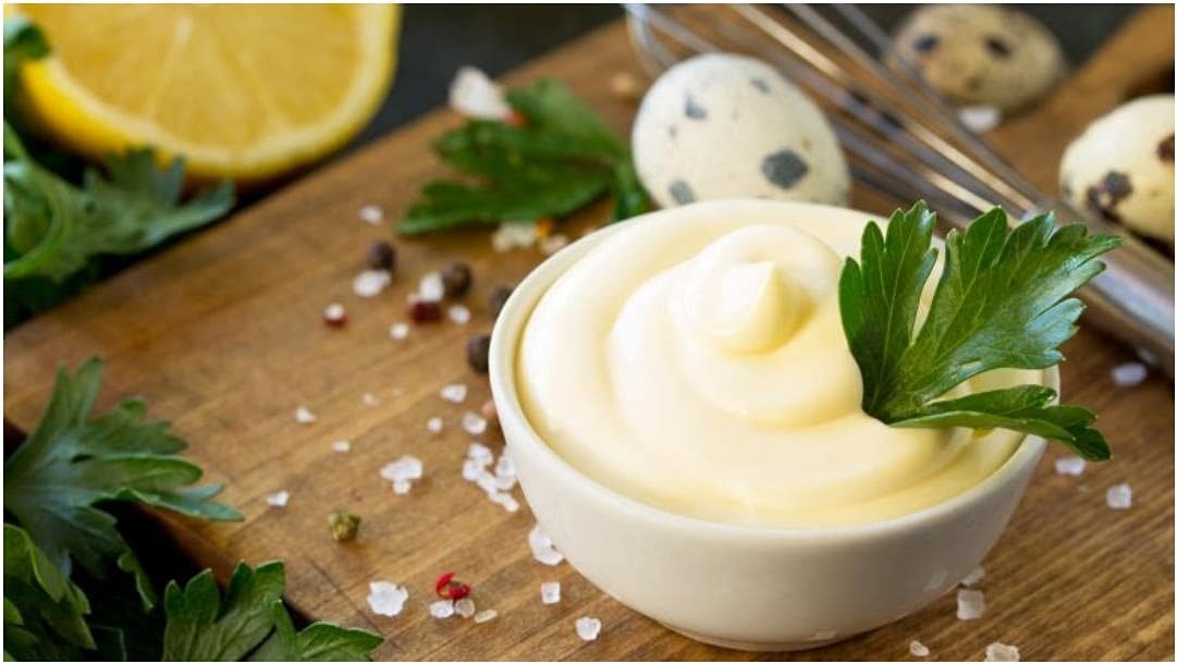 Crucials Garlic & Herb Sauce 1 Litre