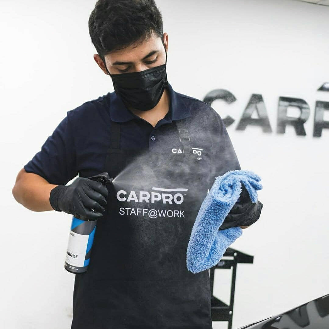 CARPRO Eraser Polish & Oil Remover - Ceramic Coating Prep, Complete Removal of Polishing Oils for Application of CQUARTZ Ceramic Coat, Anti-Static, Dust Free, No Silicone - 1 Liter (34oz) and Sprayer